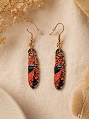 Boho Indigenous Inspired Feather Drop Dangle Earrings – Gold Tone – Brand New